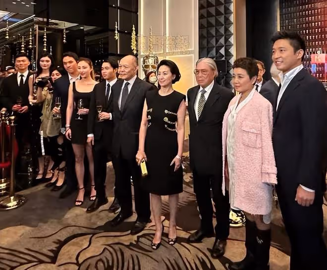 霍震霆帶兒子入局賭王家族事業，未來將與何猷亨何猷啟共事