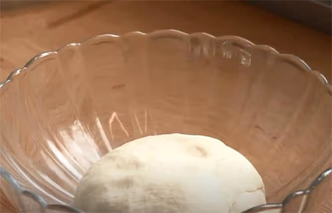 1碗麵粉2勺鹽,學會這個獨家秘訣,60秒一張,涼了也不會發硬