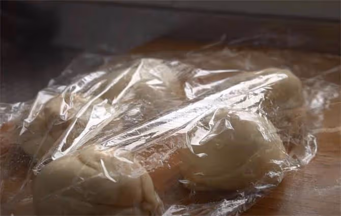 1碗麵粉2勺鹽,學會這個獨家秘訣,60秒一張,涼了也不會發硬