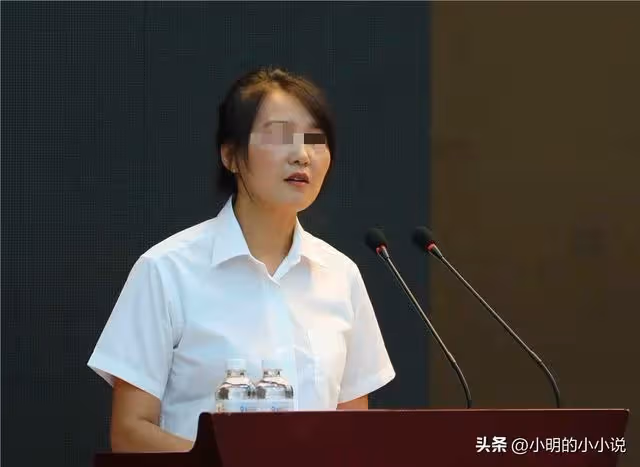真實故事:我爸52歲帶著鄰居私奔了,我支持他,我媽狠狠地打了我