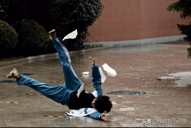 真實故事:我爸52歲帶著鄰居私奔了,我支持他,我媽狠狠地打了我