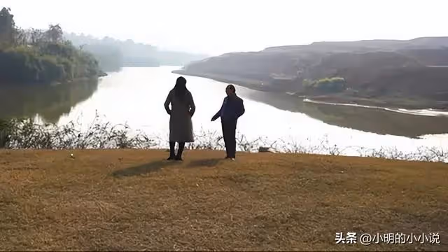真實故事:我爸52歲帶著鄰居私奔了,我支持他,我媽狠狠地打了我
