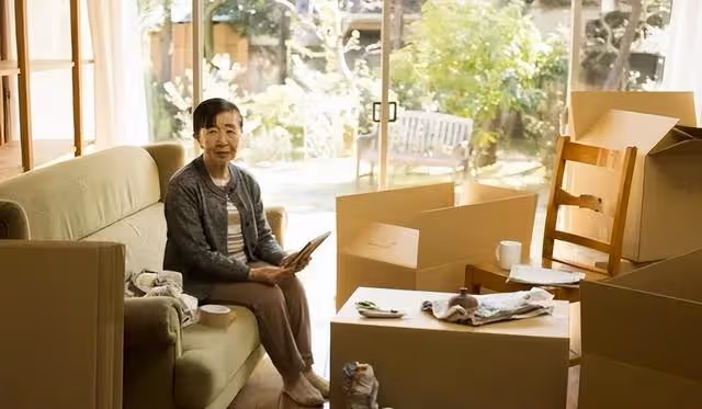岳母來養老,每月給2千生活費,3個月後我不顧妻子反對也要送她走