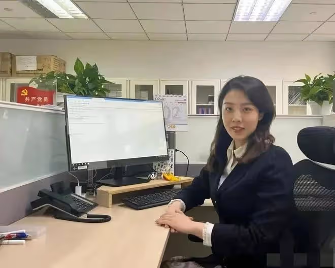 胡某勇用心良苦,為董某槿提職鋪路做準備,兩人工作內外似演員