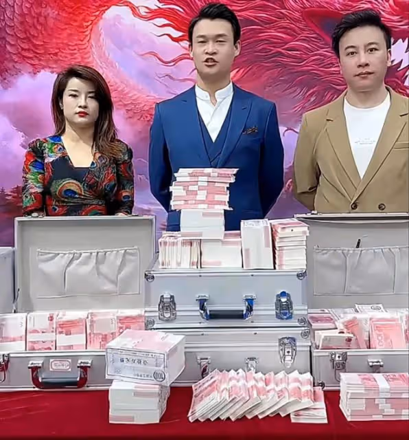 網紅小沈龍:90度鞠躬向華為官方道歉,直播間華為手機賣虧2000萬
