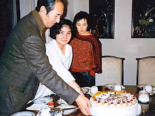 賭王女婿陳子聰患重病,內出血昏迷20多天,術後癱瘓已超兩月