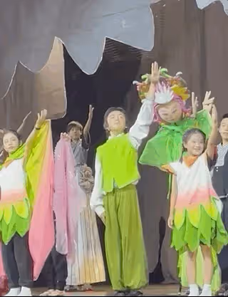劉燁兒女被偶遇,13歲諾一發福明顯、穿著奇異,11歲霓娜變漂亮!