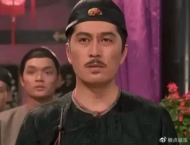 68歲港星定居浙江農村!與40年前工友意外重聚,曾是工廠的車工