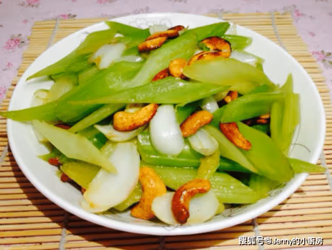 夏天熱火氣大,常吃5道清爽的素菜,消暑降火氣,舒服過夏