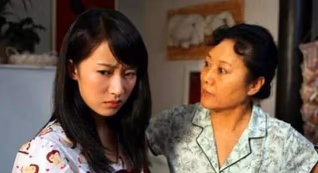 不同意婚房加名,我被兒媳罵了五年,到兒子家住半年後輪到我罵她
