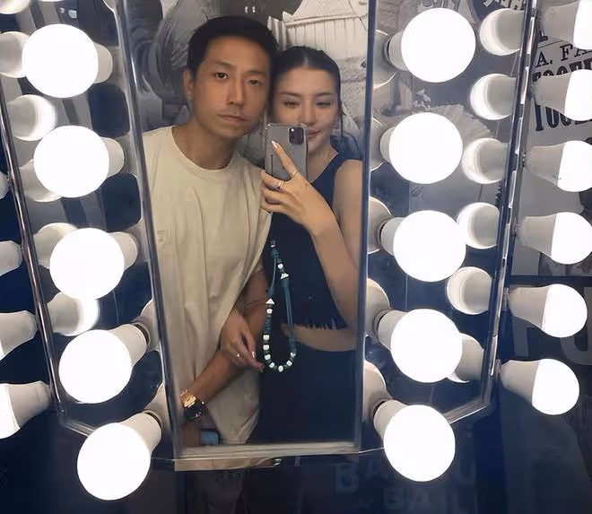 吳千語曬美照堅決不修圖,大方展示臉上雀斑,穿緊身裙小肚腩搶鏡