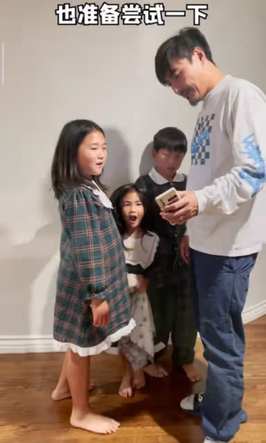 何潔曬老公兒女,刁磊耐心陪娃好有愛,三個寶貝長大了都像媽媽