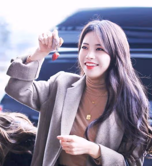 女團成員私服大公開!想要又美又颯,來看看女團成員的穿搭方法