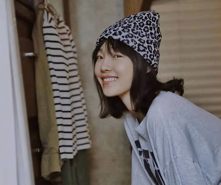 「奇蹟白白」在線換裝,她的私服穿搭永遠的神,休閒風瞬間吸睛