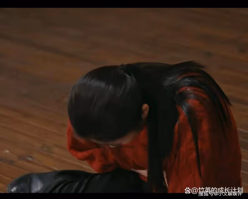 《夢中的那片海》賀紅玲那「有性無愛」的婚姻,撕破賀紅玲的不堪