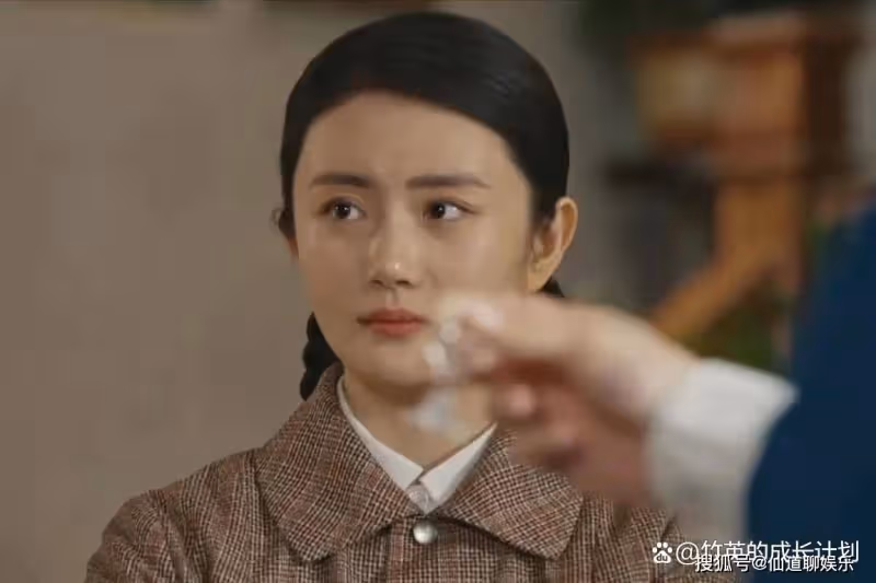 《夢中的那片海》葉芳那無愛無性的婚姻,暗藏她原生家庭的隱痛