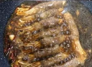 好吃到舔盤的肥牛金針菇卷