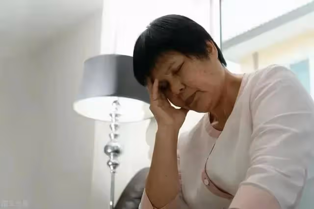 當年,母親病重,二姨借給5萬元,今年五一回家,我把二姨拉黑了