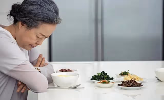 兒子給我放5天假以為他孝順,孫子一句話讓我知道自己有多傻