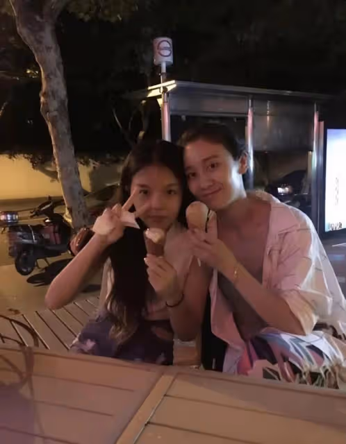 哈文母女回國與李詠老搭檔聚會!法圖麥美艷高挑似爸,或打算出道