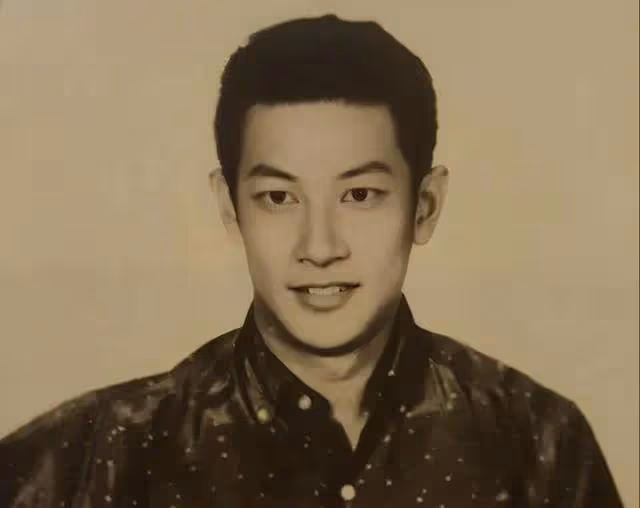 突傳死訊!香港知名老戲骨離世,遭親生女兒拒認,晚年長住養老院