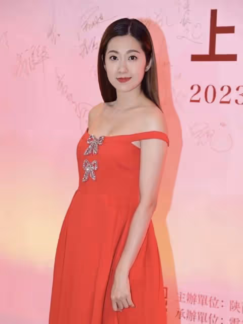 擔心！TVB視後現身葬禮腿上現大片淤青，曾與人夫傳緋聞口碑下滑
