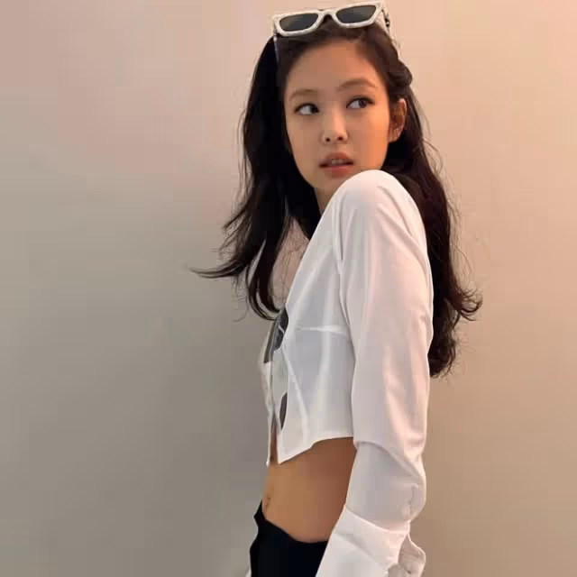 她在自己的演唱會上演出半途突然離場?