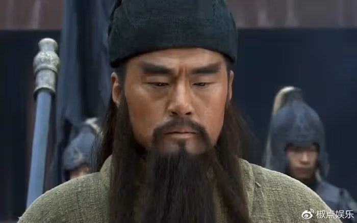 64歲老戲骨官宣離婚！沒緋聞、沒劈腿，為何妻子執意要離開呢？