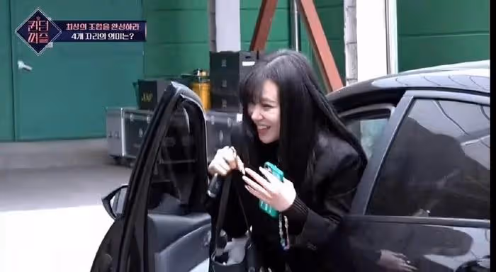 她是單曲MV播放量6億次的主角,沒有經紀人,自己開車參加選秀