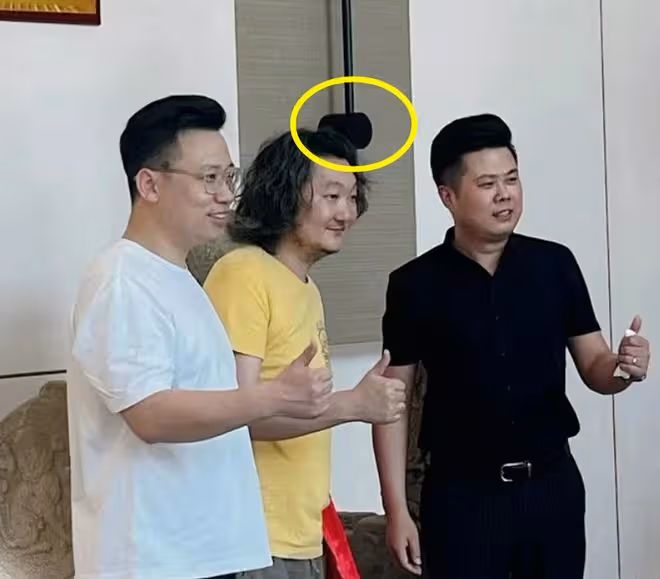 王大治夫婦看房被偶遇,女兒正面照首曝光,顏值不輸董潔兒子!