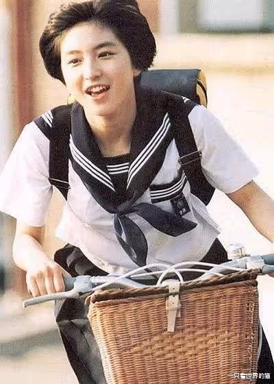 慈善公益和演藝事業齊頭並進,多才多藝的金牛座女神廣末涼子