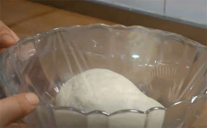 夏天麵粉新吃法,不用蒸不用烙,簡單一擀,咸香又酥脆,零失敗