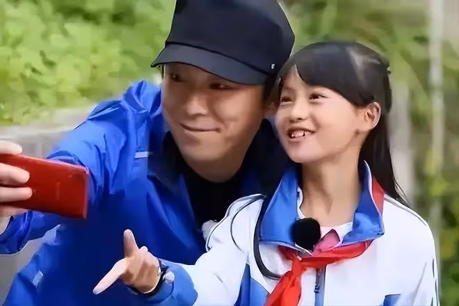 一個巴掌，讓黃渤拒絕資助貧困女孩，因為他看清了一個現狀