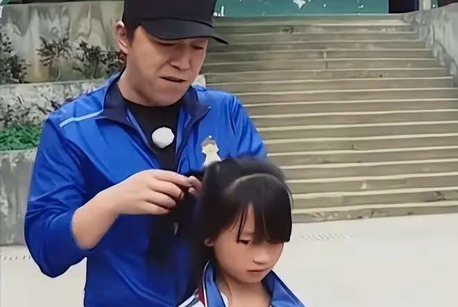 一個巴掌，讓黃渤拒絕資助貧困女孩，因為他看清了一個現狀
