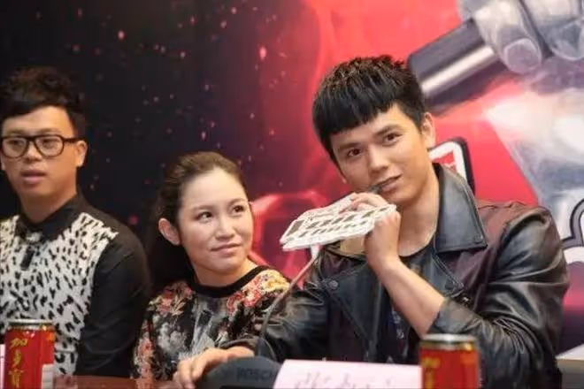 突傳死訊！36歲《中國好聲音》歌手張恆遠去世，去年才與畢夏結婚