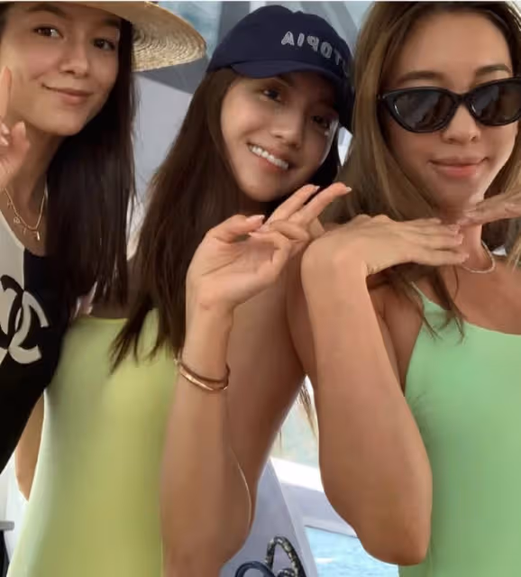 吳千語曬無修圖衝浪照,穿泳裝秀真實曲線,臉上雀斑凸起小腹搶鏡