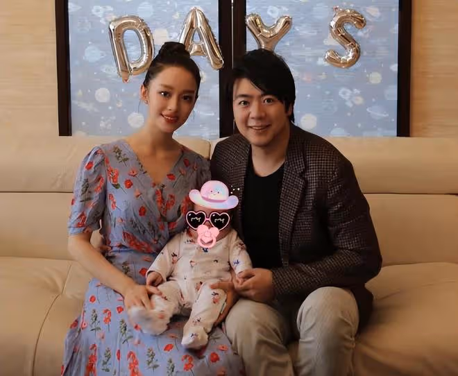 郎朗曬全家福慶41歲生日,2歲兒子久違出鏡,祖孫三代同框超有愛