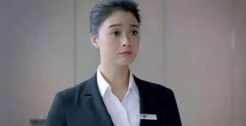 看臉絕美,看體格虎背熊腰,這6位女明星的大骨架太不懂事了