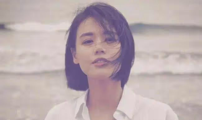 看臉絕美,看體格虎背熊腰,這6位女明星的大骨架太不懂事了