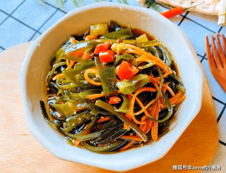 夏天多吃5種「鹼性菜」,緩解疲勞,越吃越健康,安穩過夏天