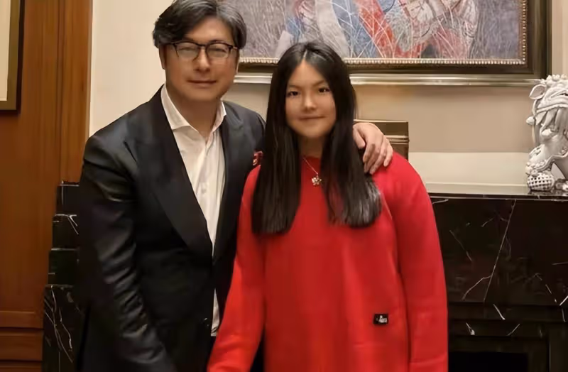 王詩齡氣質大變!才12歲就變成熟,穿炫富造型意外比李湘更順眼