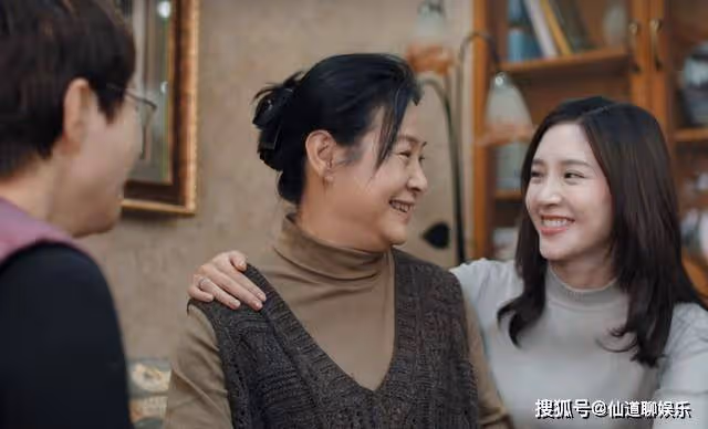 老人買房,該不該寫自己的名?《熟年》的一地雞毛就是答案