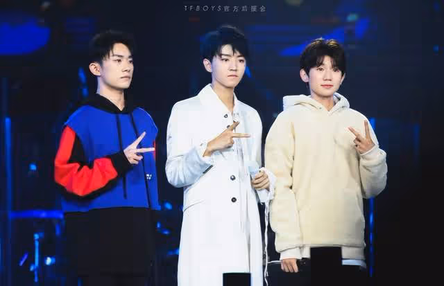 TFBOYS十年之約演唱會官宣後,吳京立馬向千璽索要門票,原因搞笑