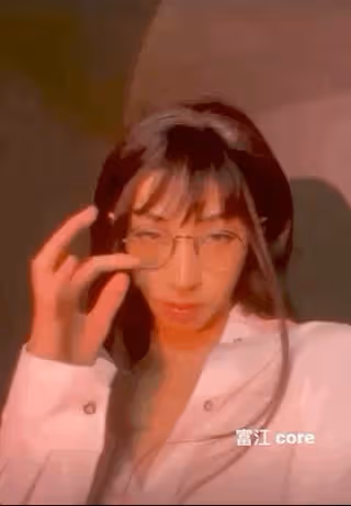 伊能靜兒子罕曬跳舞視頻,21歲哈利動作絲滑,四肢比女生還柔軟