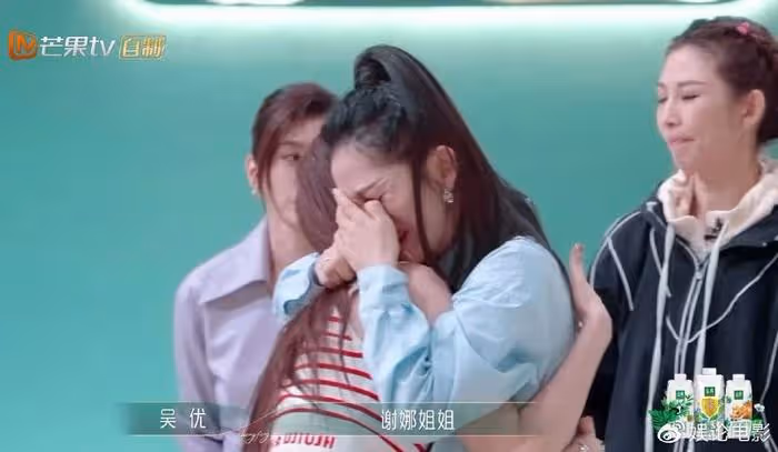 同為芒果台主持人形同陌路，謝娜李莎旻子沒組過隊，被淘汰零互動