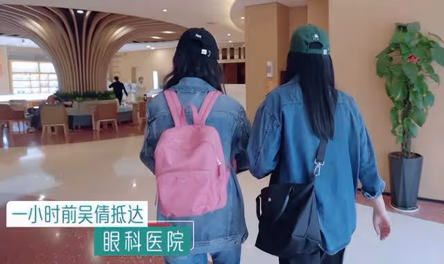 吳倩身體不適退出《浪姐4》,朱珠立馬打電話給其建議,網友:很中肯