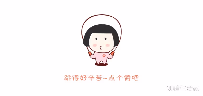 孫怡機場私服,白色翻領衛衣配同色系短褲,休閒舒適又青春