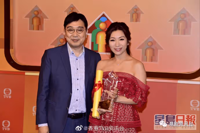 陳豪靠煮咖啡兼不怕蝕底獲頒傑出員工！計劃明年大肆慶祝結婚周年