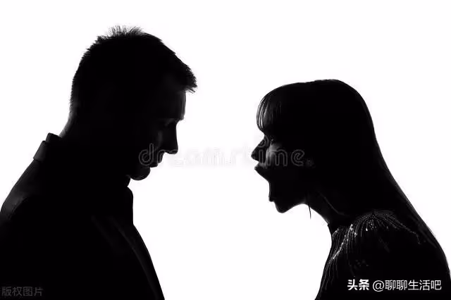 我給鰥居老人辦完喪事,冒出兩親戚爭奪遺產,法院的判決讓人亮眼