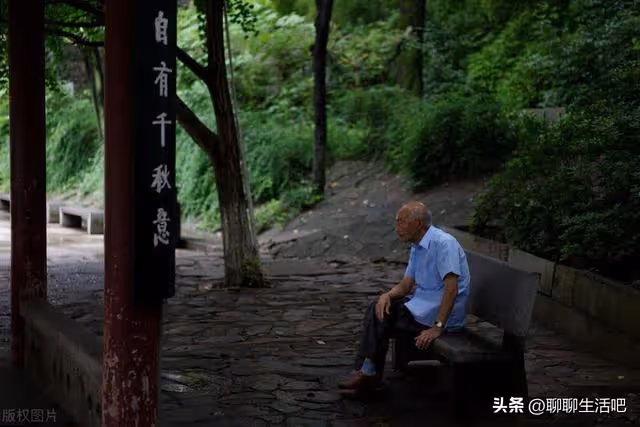 我60歲,再婚後,以為找到了幸福,沒想到落入溫柔陷阱,後悔不已